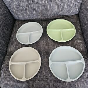 Round Silicone Divided Plates - Set of 4